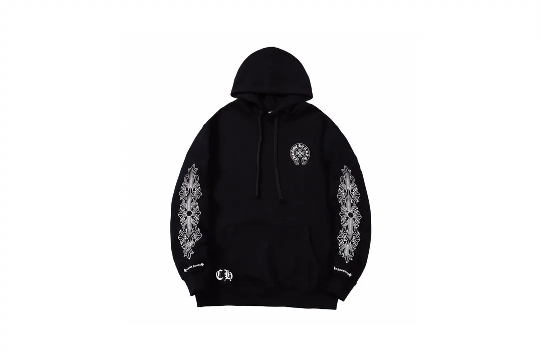 M18—P210 -Chrome Hearts/Chrome Hearts printed sweatshirt cardigan jacket -420 grams of high-density, high-quality wool, soft, delicate and skin-friendly, soft and silky to the touch, warm and skin-friendly -The hardware zipper accessories are all customized and full of details -Colour: black white -Size: S M L XL